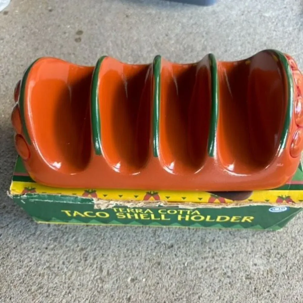 Giftco Chili Pepper Taco Shell Holder *New*